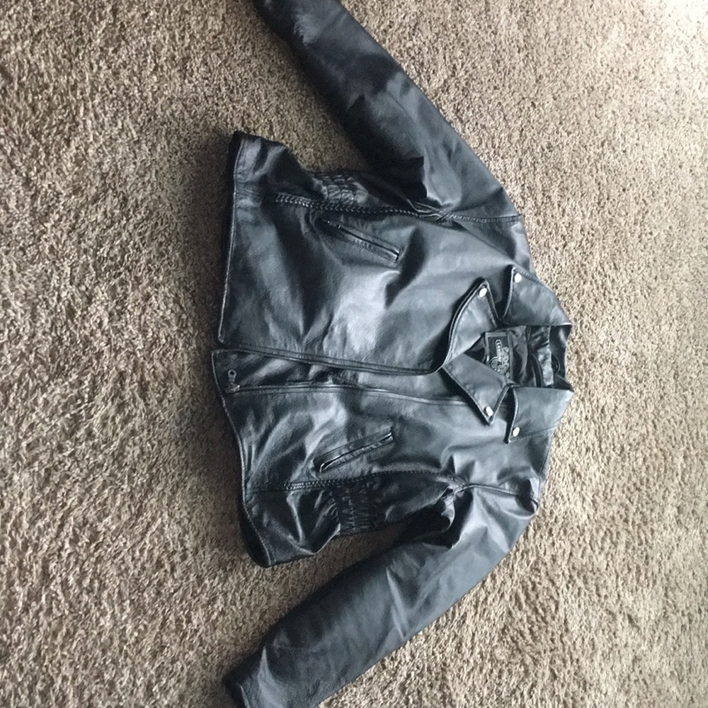 Lined leather black jacket